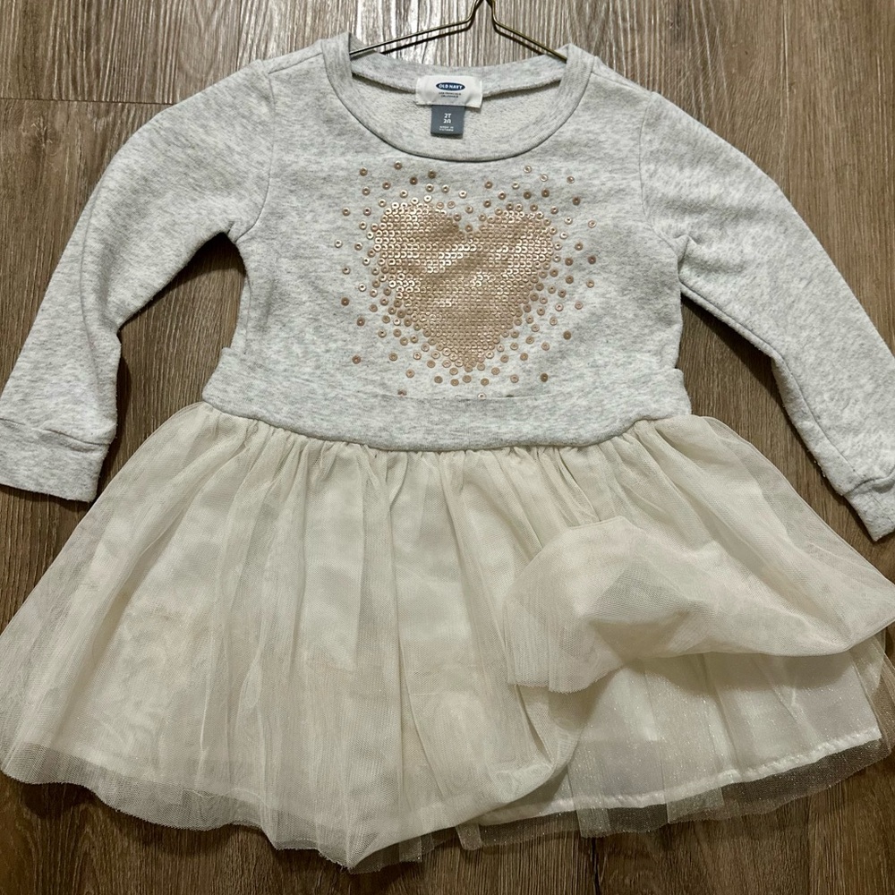 Old Navy Gray and Cream Heart Tulle Tutu Dress - Size 2T